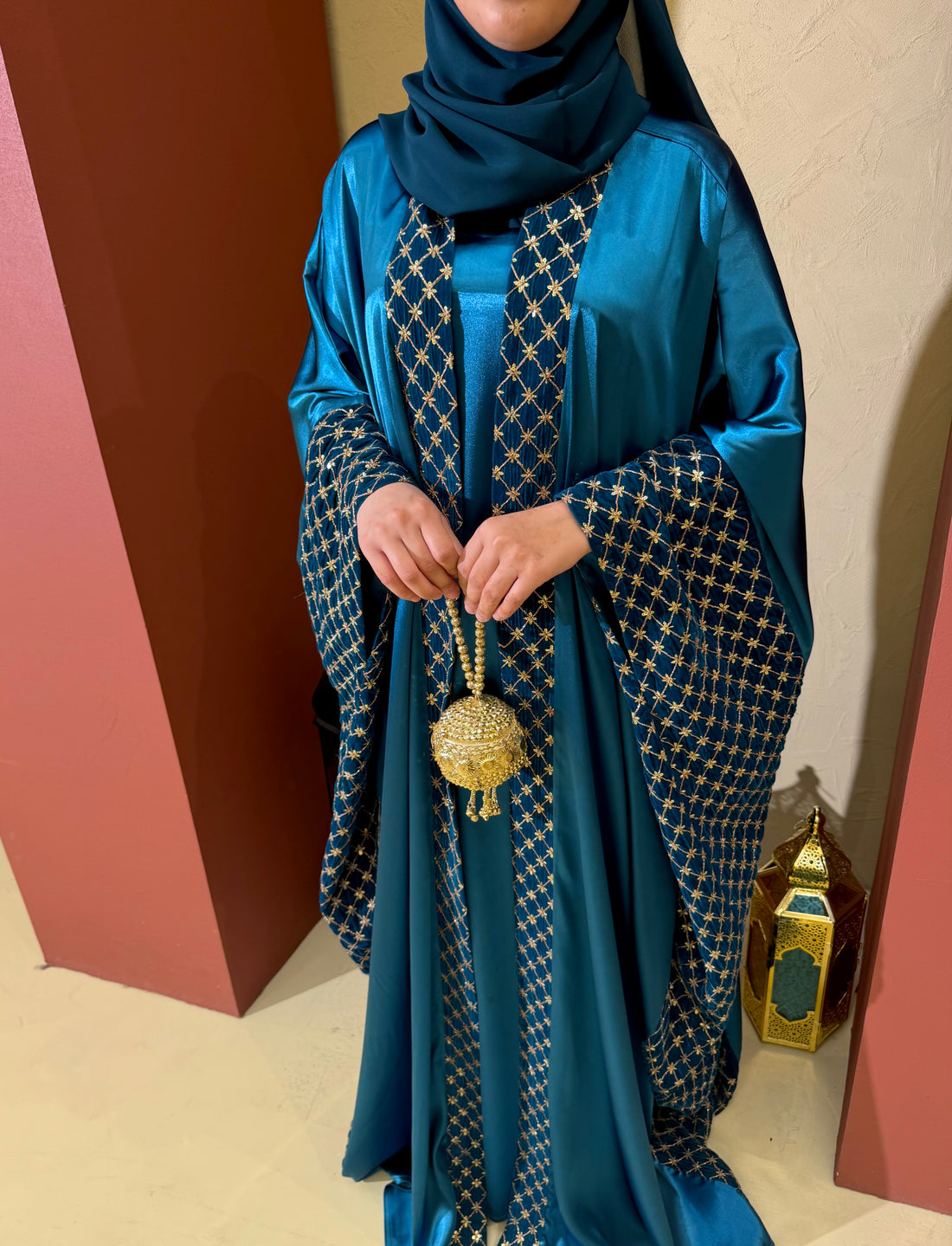 Sultana Blue