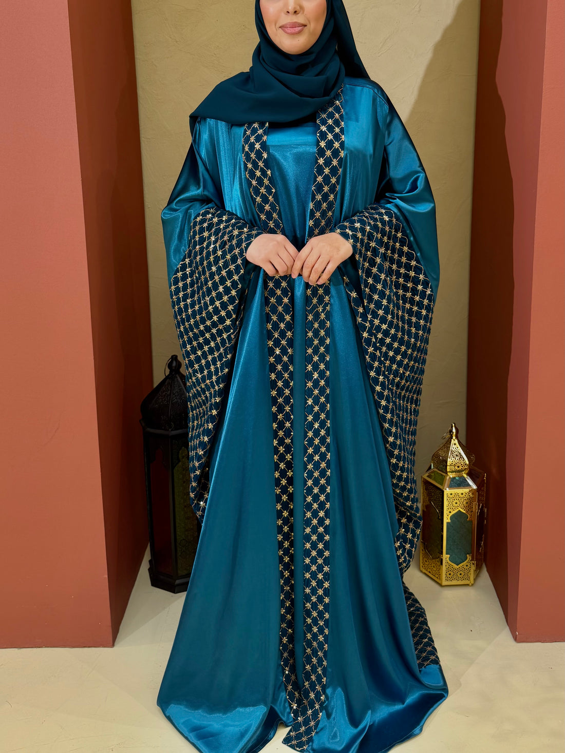 Sultana Blue